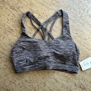 NWT Lululemon Free To Be Serene Bra, 6, black/grey